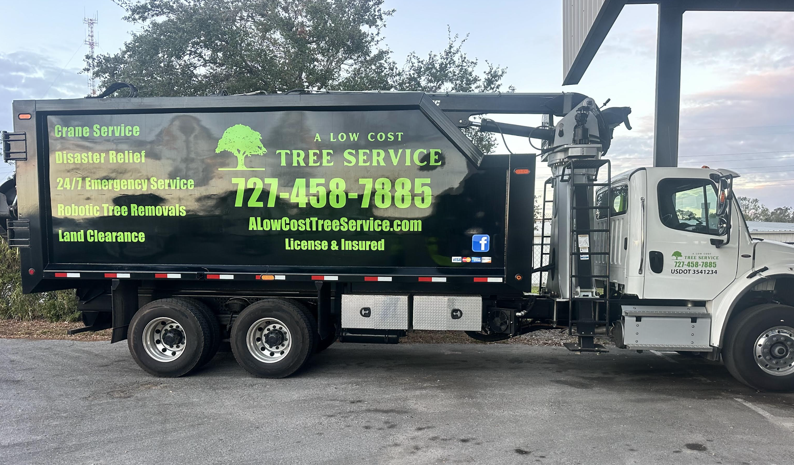 grapple truck for tree services